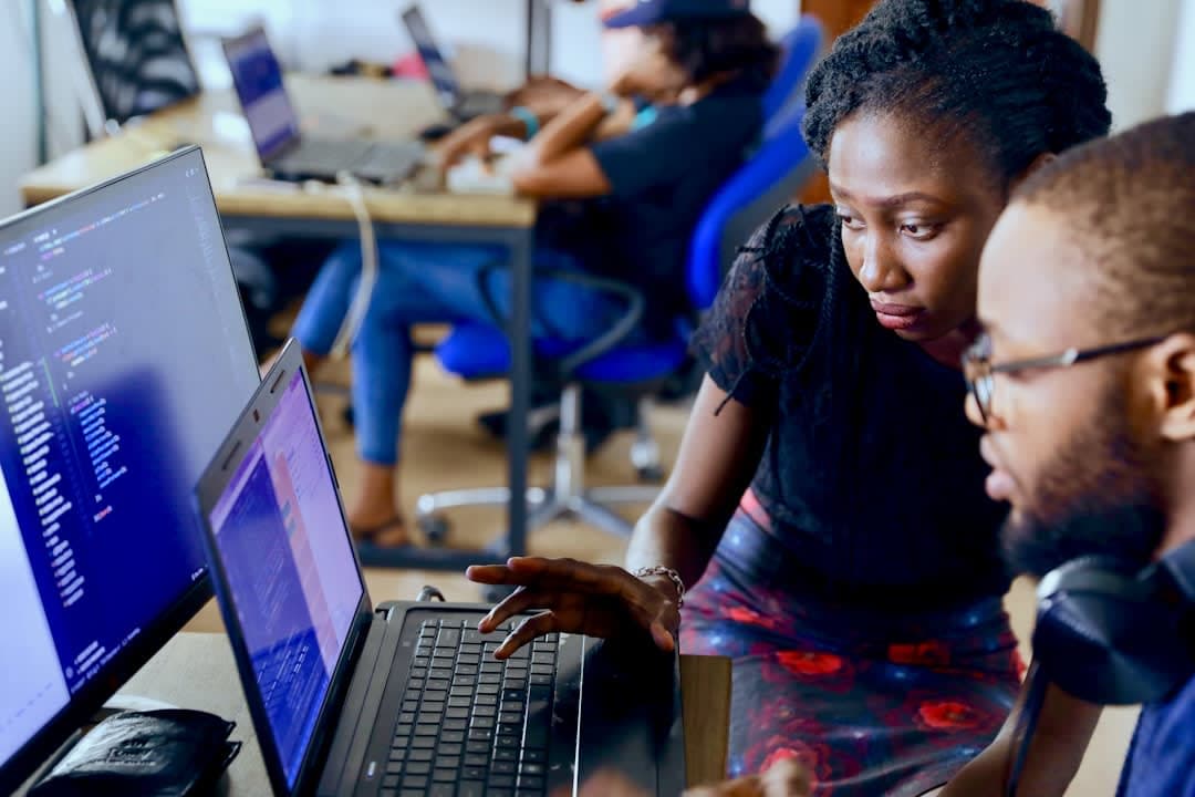 How to Keep Personal Data Safe on Public Wi-Fi and Shared Devices