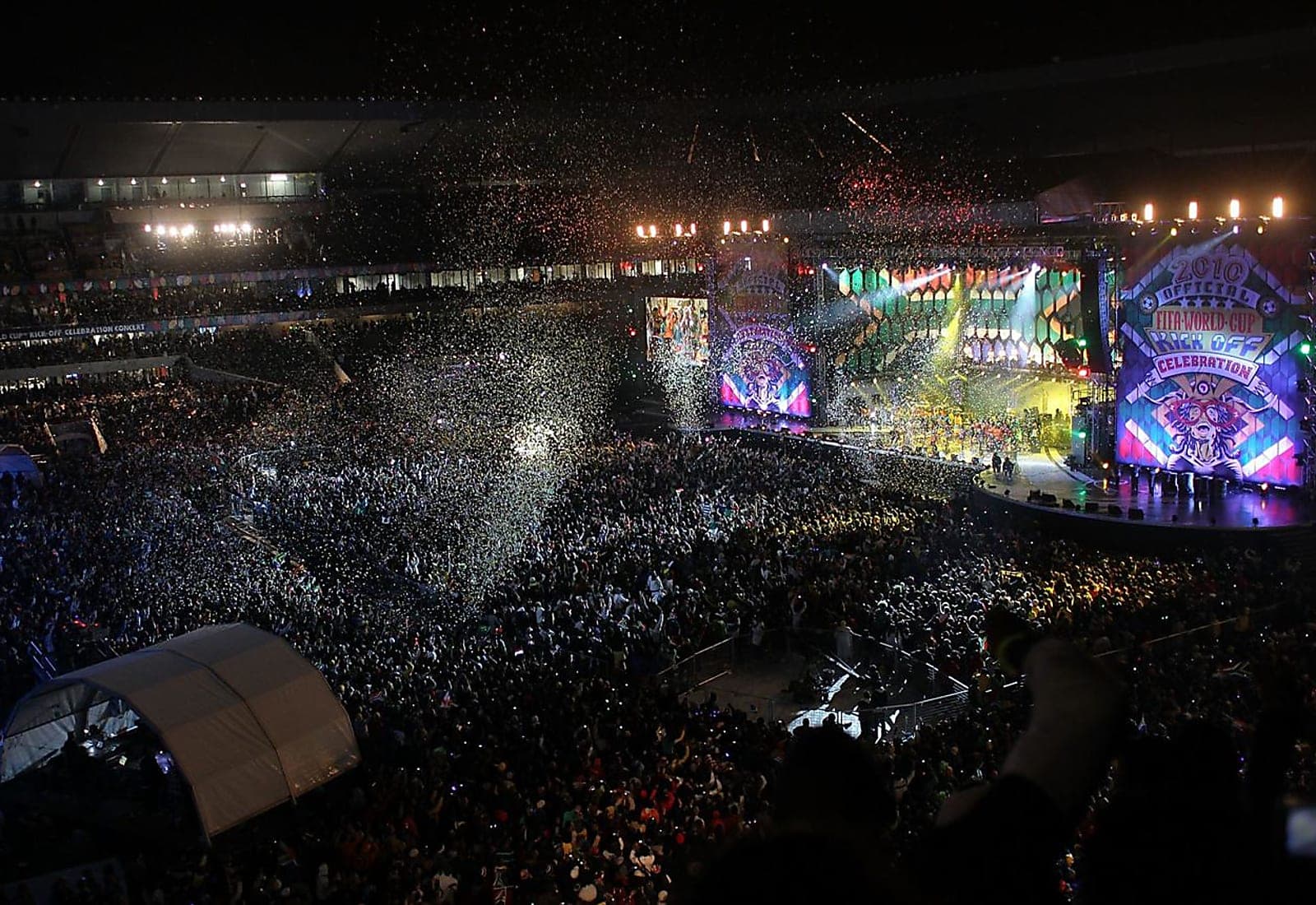Two Million People, One Beach, One Night: Inside Shakira's Historic Copacabana Concert featured image