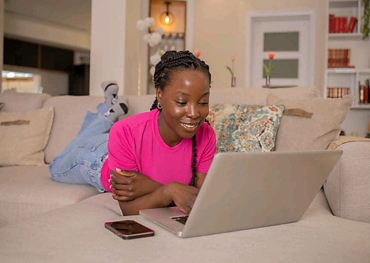 Best Online Side Hustles in Nigeria That Pay Daily (2026)
